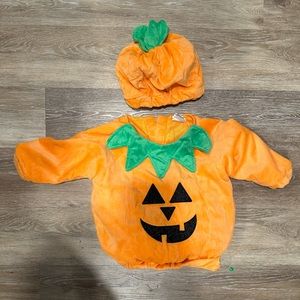 Pumpkin costume size 12-18M worn once